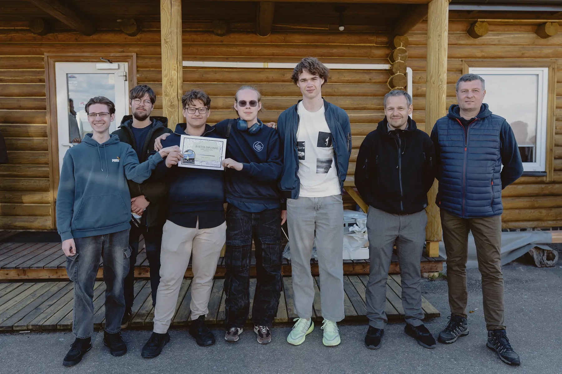 Nacionalinį „CanSat“ konkursą laimėjo KTU inžinerijos licėjaus komanda „Can Fusion“